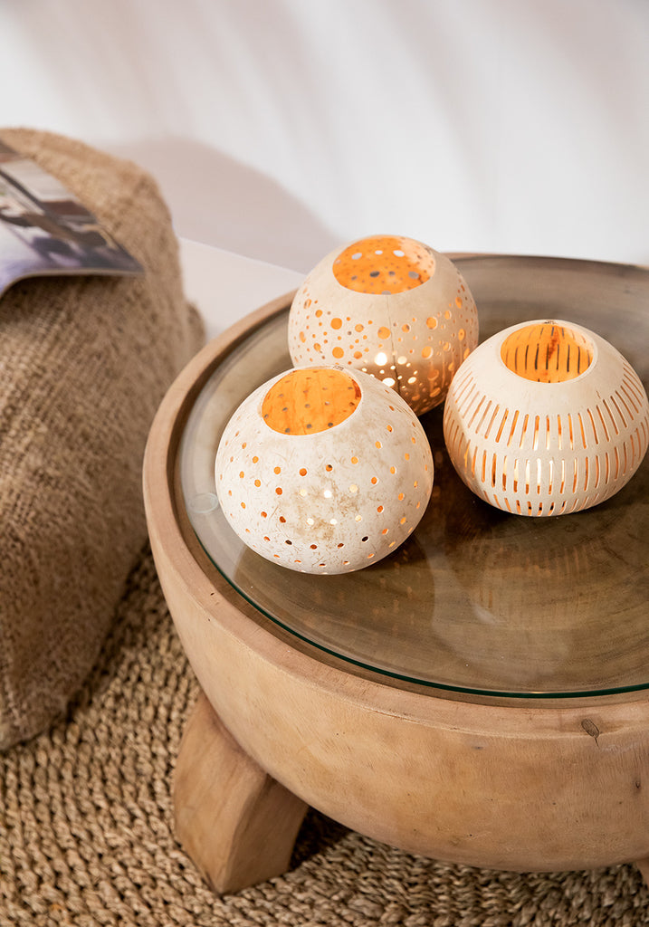 The Coconut Stripe candleholder - Natural