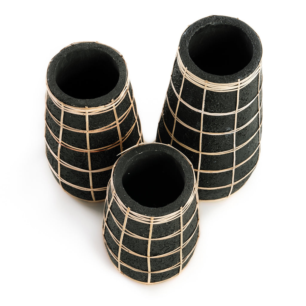 The Cutie Vase - black natural - M